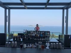 -瑰丽酒店·海吧·天际下午茶·现场DJ·天台酒吧