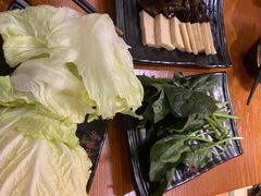 -呷哺呷哺(普陀乐购真北店)