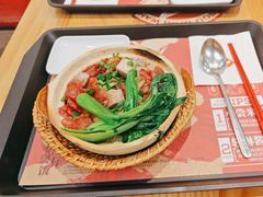 -华记煲仔华·煲仔饭(市桥易发店)