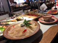 -尚尚仙·酸汤猪手·猪肚鸡火锅(华联万柳购物中心店)