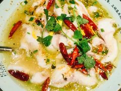老坛酸菜鱼-胡桃里音乐酒馆(仓山万达店)