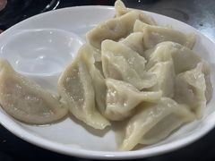 -果松木炭酸菜铜火锅·外婆参鸡汤