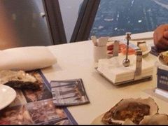 -广州塔卢特斯法国旋转餐厅