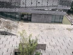 -知美术馆
