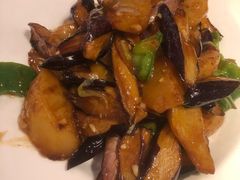 地三鲜-关东小磨东北菜(上海长风大悦城店)