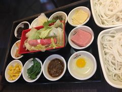 -十秒到米线(莱茵翠景店)