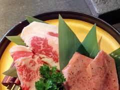 -铭牛烧肉·和牛海鲜自助(高新月牙湖店)