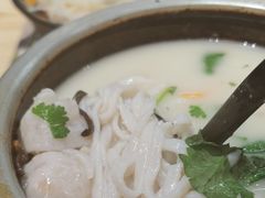 -渔米丰·广府鱼汤米线(光明广场店)