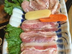 -炼火烤肉店