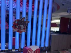 -海底捞火锅(杭州庆春路夜宵主题店)