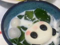 -孔雀云贵川·融合菜(长宁来福士店)
