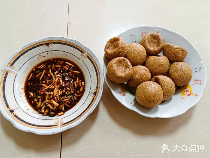 左记豆腐圆子店图片