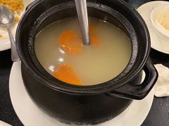 -河畔春天时尚餐厅