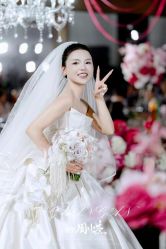 点击看大图 -喜爱高定婚纱摄影