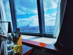 -上海龙之梦万丽酒店