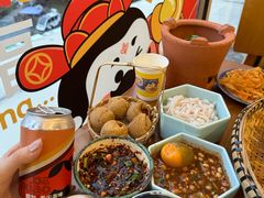 -包整·丝娃娃(一览甲秀楼风景店)