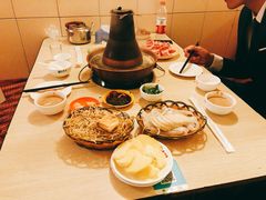 -洞庭洲·防空洞火锅·烧烤·铜锅涮肉(新百广场店)