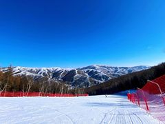 -富龙滑雪场