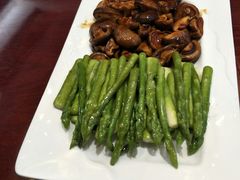 -亚丁湾海鲜大酒店(万泉嘉苑店)