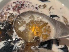 -RUXU入续糖水铺与包(卓悦中心店)