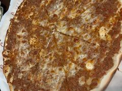 羊肉混合芝士披萨-ELI FALAFEL Lebanese&Mediterranean黎巴嫩美食(富城路店)