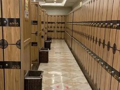 -汉宫汤泉汗蒸洗浴(五四广场店)