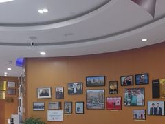 -雅悦齿科(顾村公园店)
