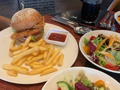 -WOLFGANG PUCK KITCHEN & BAR(迪士尼小镇店)