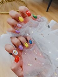 -雪奈传统美甲美睫
