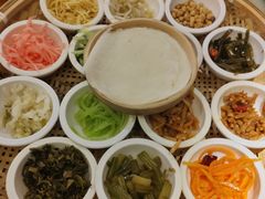 -包整·丝娃娃(一览甲秀楼风景店)