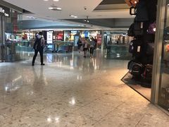 -东荟城名店仓