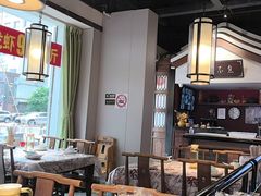 -川流不息·地道川菜·小龙虾(新松江路店)