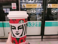 -星巴克(广州南站A18检票口楼上)