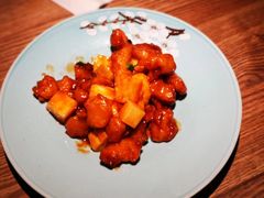 菠萝咕噜肉-蜜桃餐厅·江浙融合菜(荟聚购物中心店)