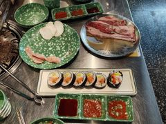 -欧巴炭烤肉오빠숯불구이(南京东路店)