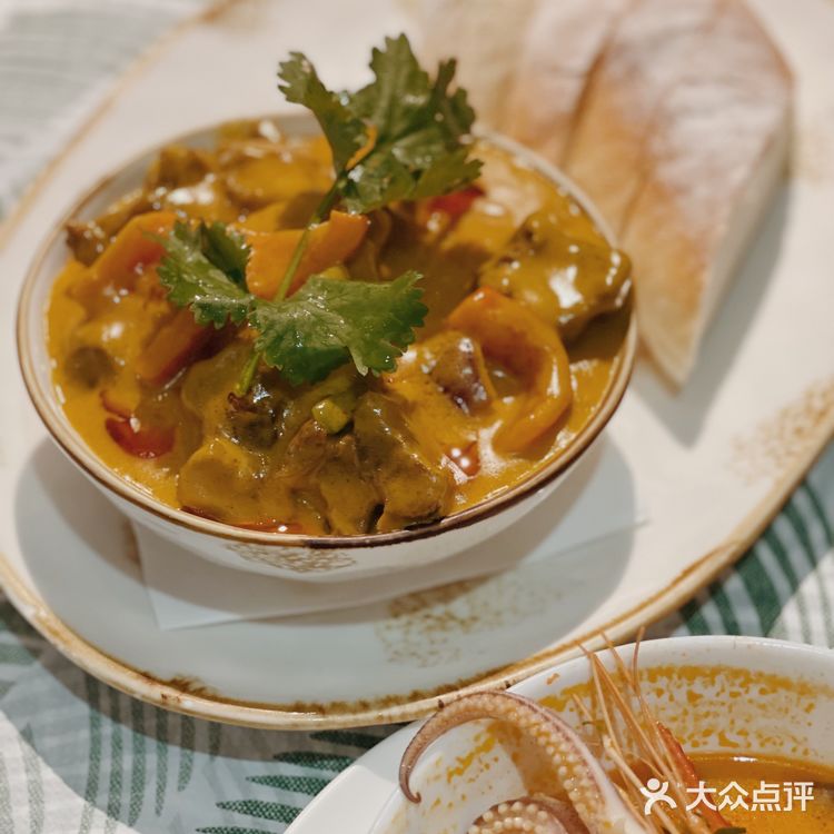 😋太好吃了吧！！！是最好吃的泰餐👍🏻！