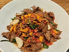 -自己人·宜昌菜(水悦城店)