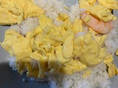 黄袍滑蛋大虾饭-南小馆(迪士尼小镇店)