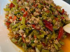 酸豆角炒肉-尽善百年古院餐厅(王家老宅店)
