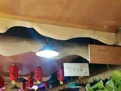 -鱼窝棚柴火铁锅炖(富山屯店)