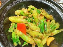 -肥仔文澳门猪骨煲(南京西路店)