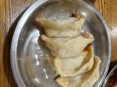 -黄阿姨锅贴大王(万航渡路店)