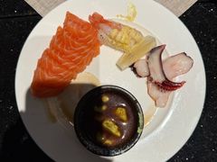 -东方红海鲜百汇(国际大厦店)