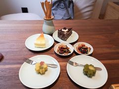 -梅间堂茶馆(绿地缤纷城店)