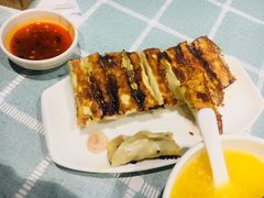 -众口斋锅贴(银泰城店)