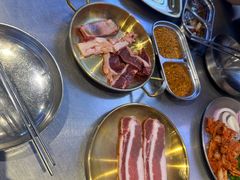 -哈哈碳都·牛肋条无限自助烤肉(台江万达店)