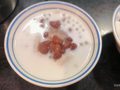 -卤校长老火锅(杨家坪直营店)