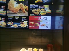 -麦当劳(秣陵路店)