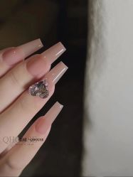 -QHOUSE美甲美睫