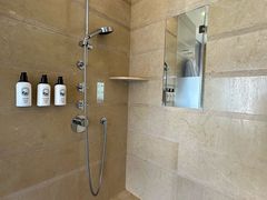 -深圳星河丽思卡尔顿酒店